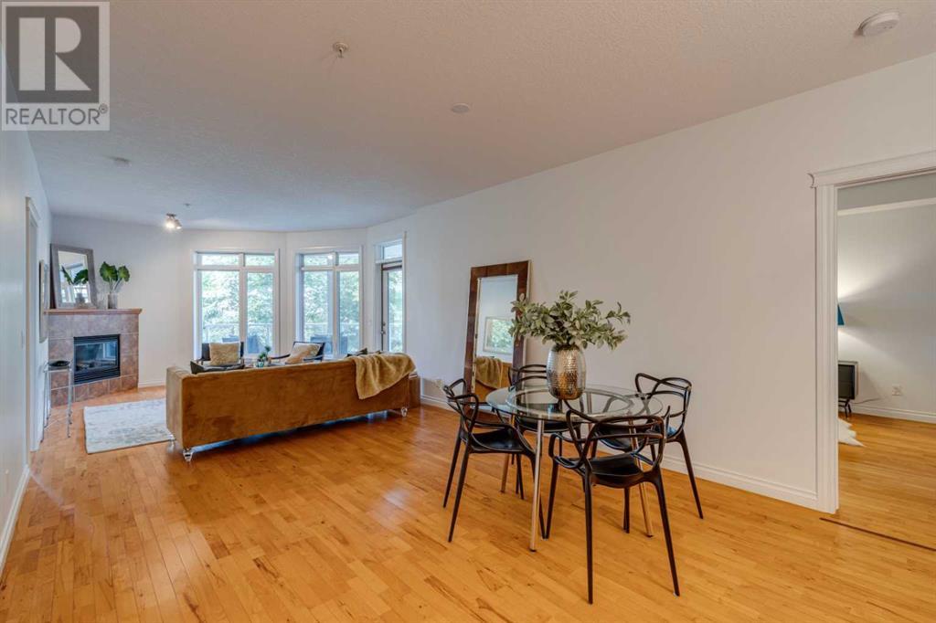 Single Family House for Sale in   Hemlock Crescent SW Spruce Cliff Calgary 