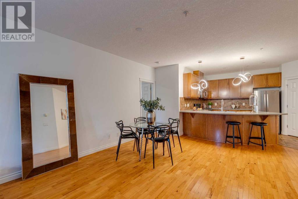 Single Family House for Sale in   Hemlock Crescent SW Spruce Cliff Calgary 