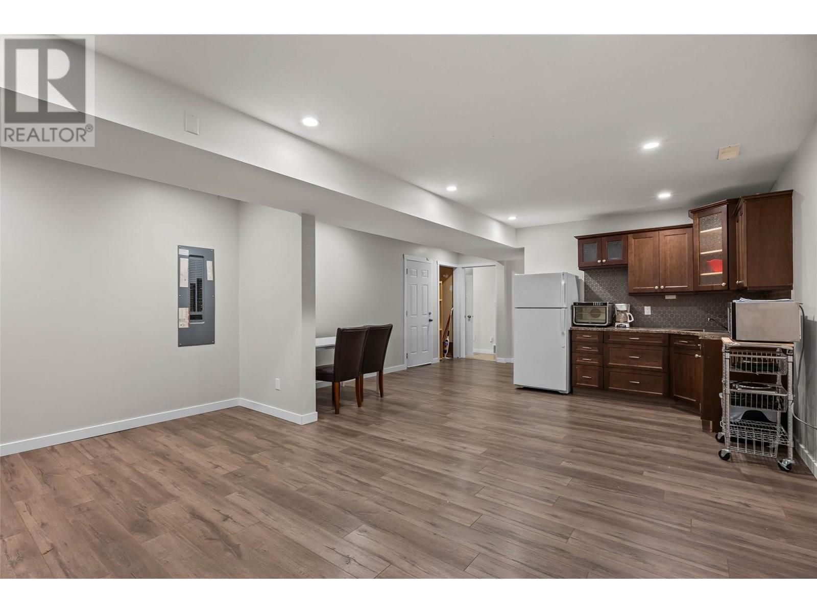 Photo 23 of 1189 Montgomery Place, Chase BC