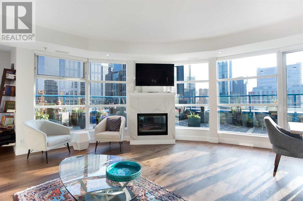 Single Family House for Sale in   Riverfront Avenue SW Chinatown Calgary 