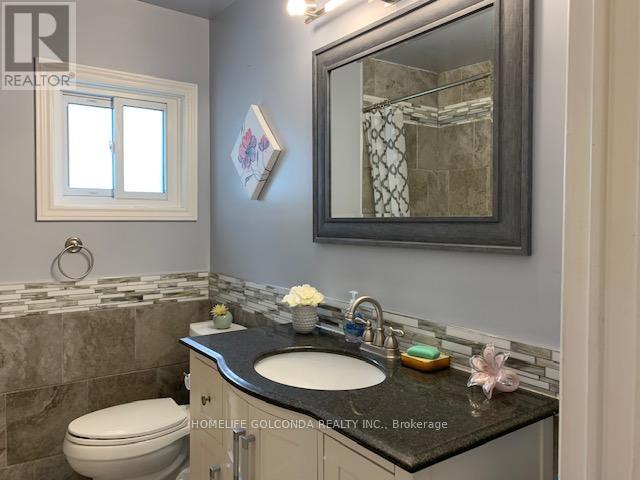 Photo 11 of 240 Pine Beach Drive, Georgina ON