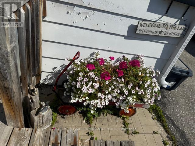 Photo 23 of 240 Pine Beach Drive, Georgina ON