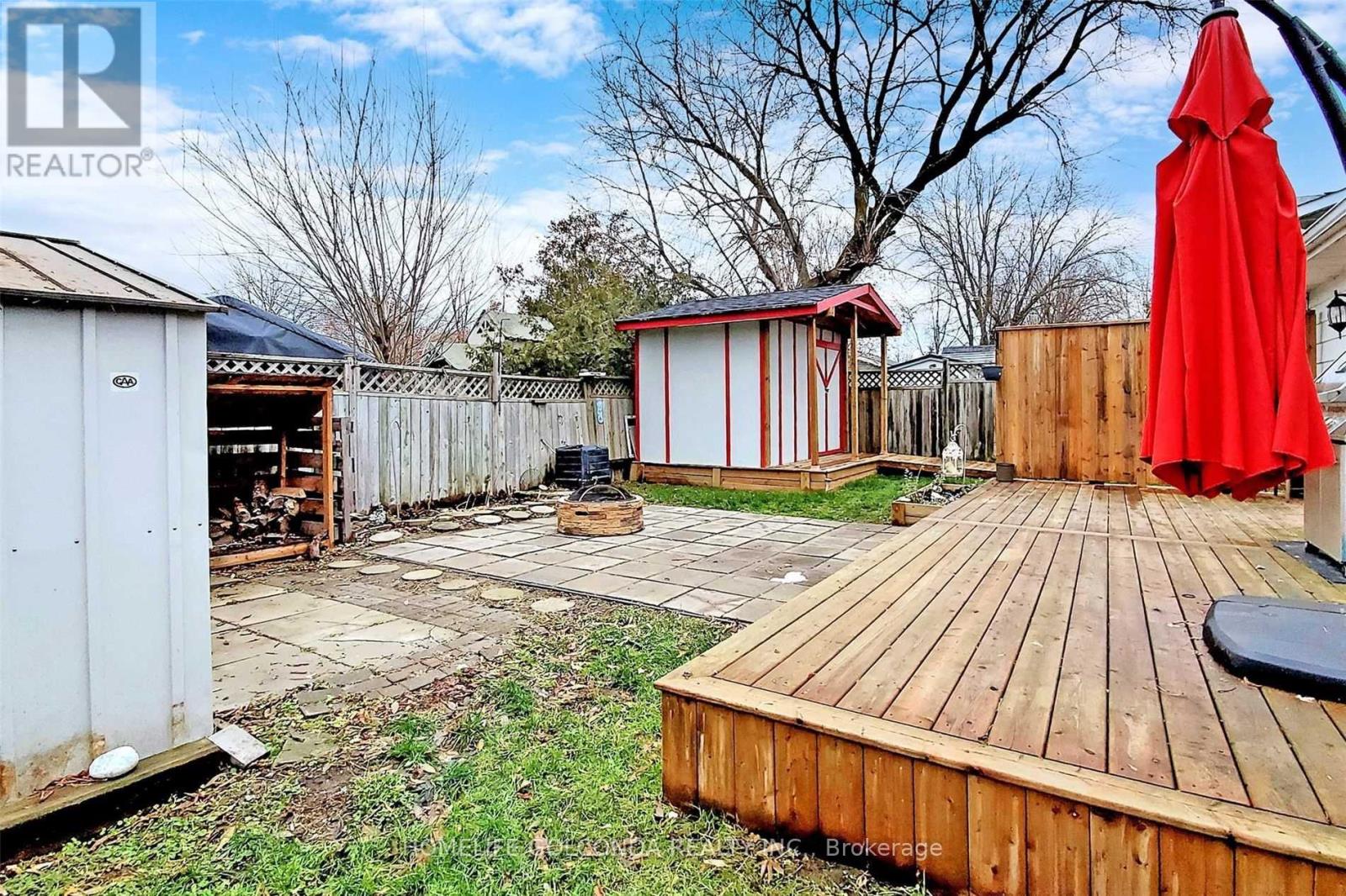 Photo 26 of 240 Pine Beach Drive, Georgina ON