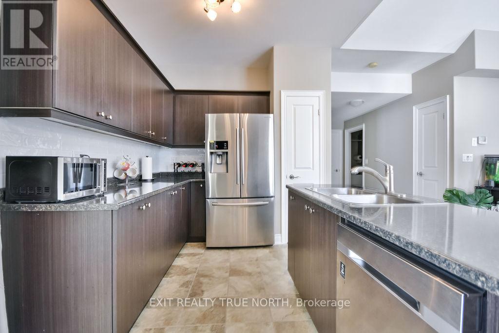 Photo 23 of 59 Wally Drive, Wasaga Beach ON