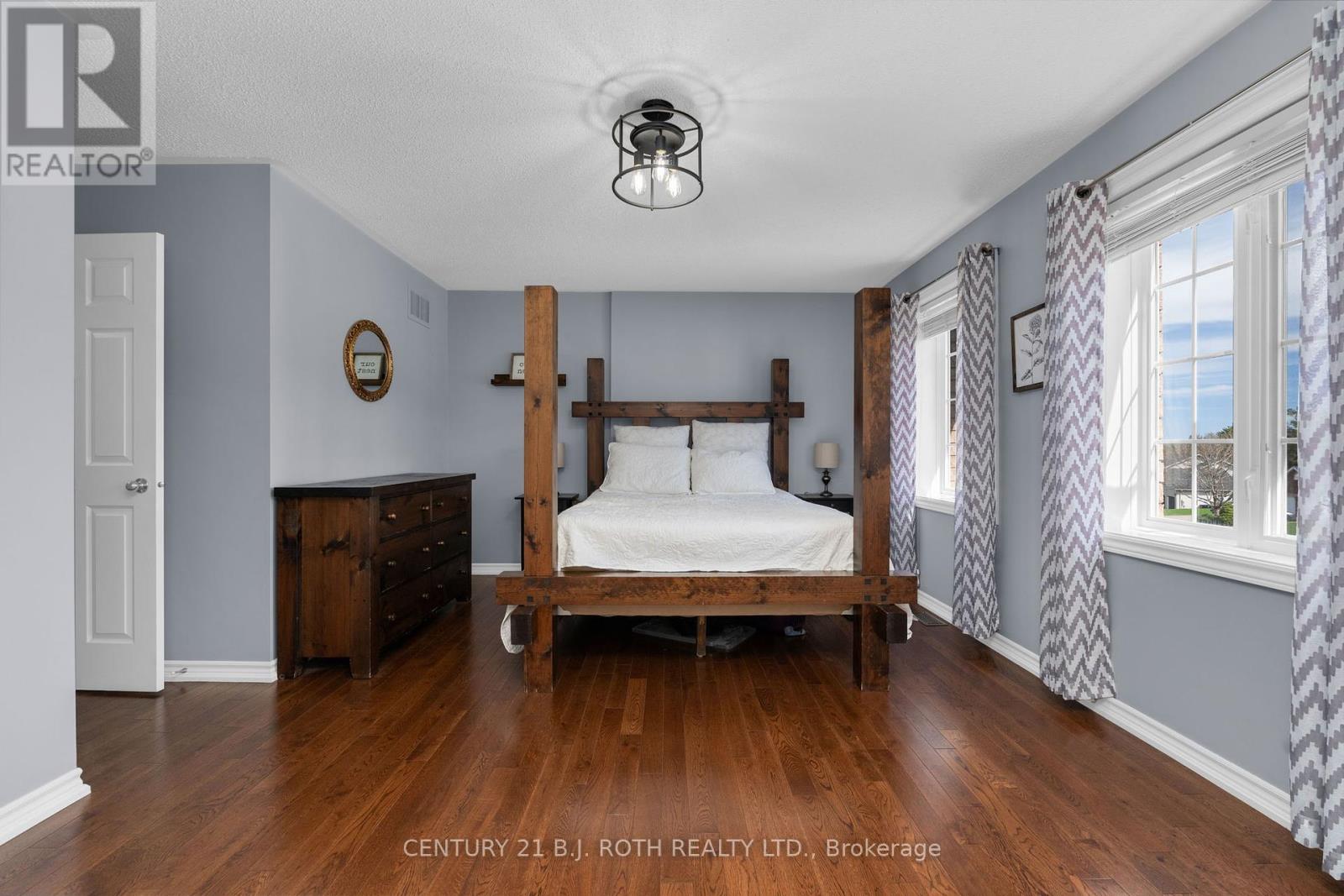 Photo 9 of 68 Davenport Drive, Springwater ON