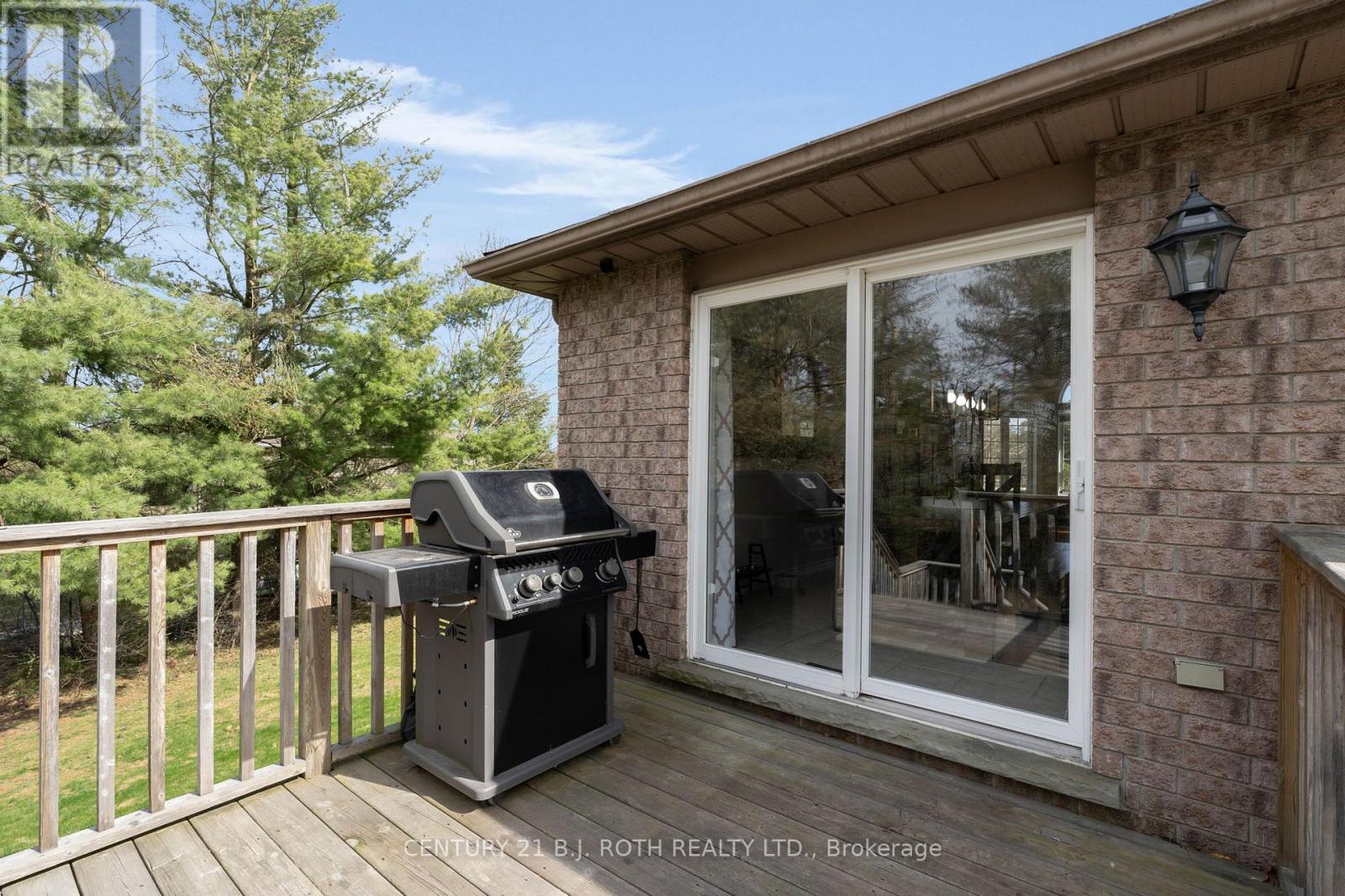 Photo 1 of 68 Davenport Drive, Springwater ON