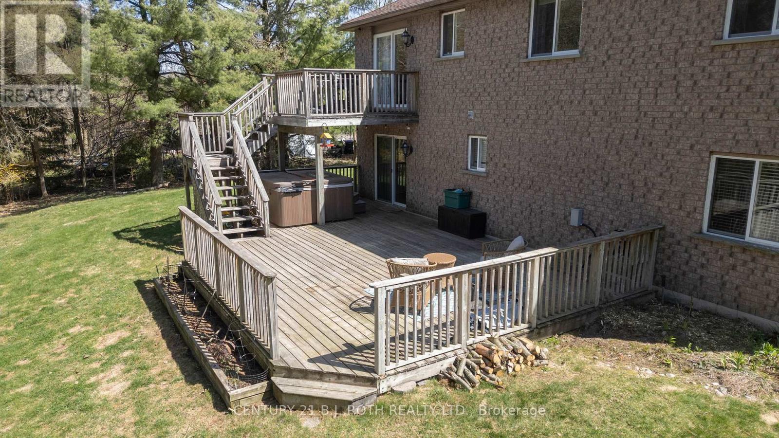 Photo 29 of 68 Davenport Drive, Springwater ON