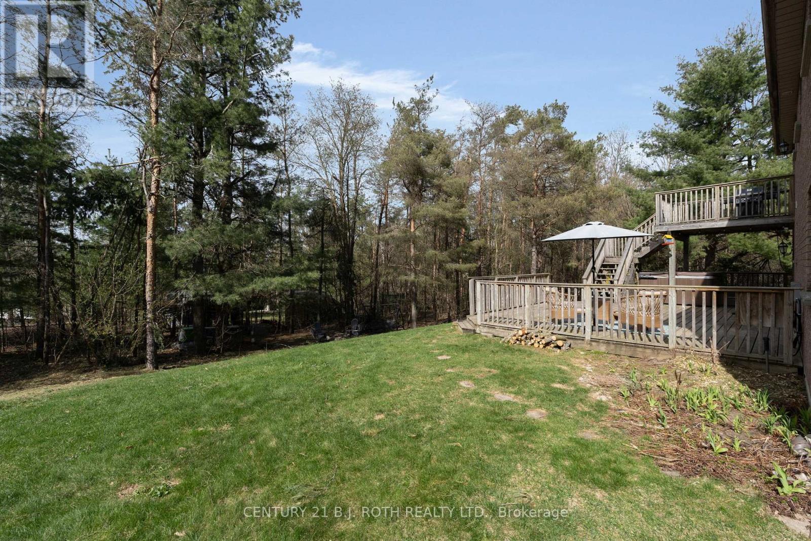 Photo 20 of 68 Davenport Drive, Springwater ON