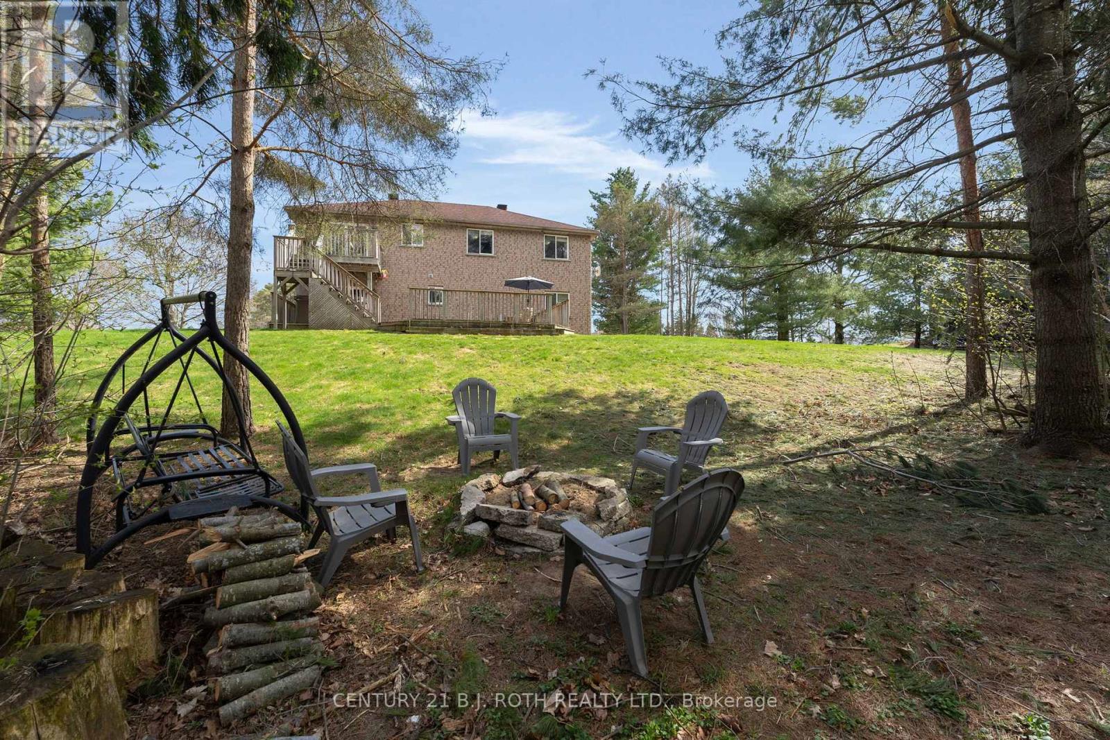 Photo 10 of 68 Davenport Drive, Springwater ON