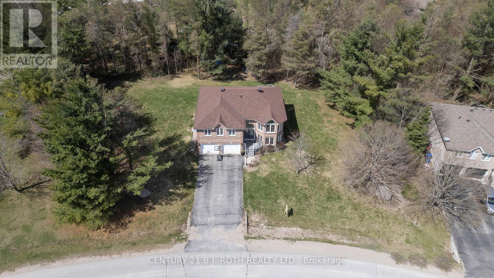 Photo 38 of 68 Davenport Drive, Springwater ON