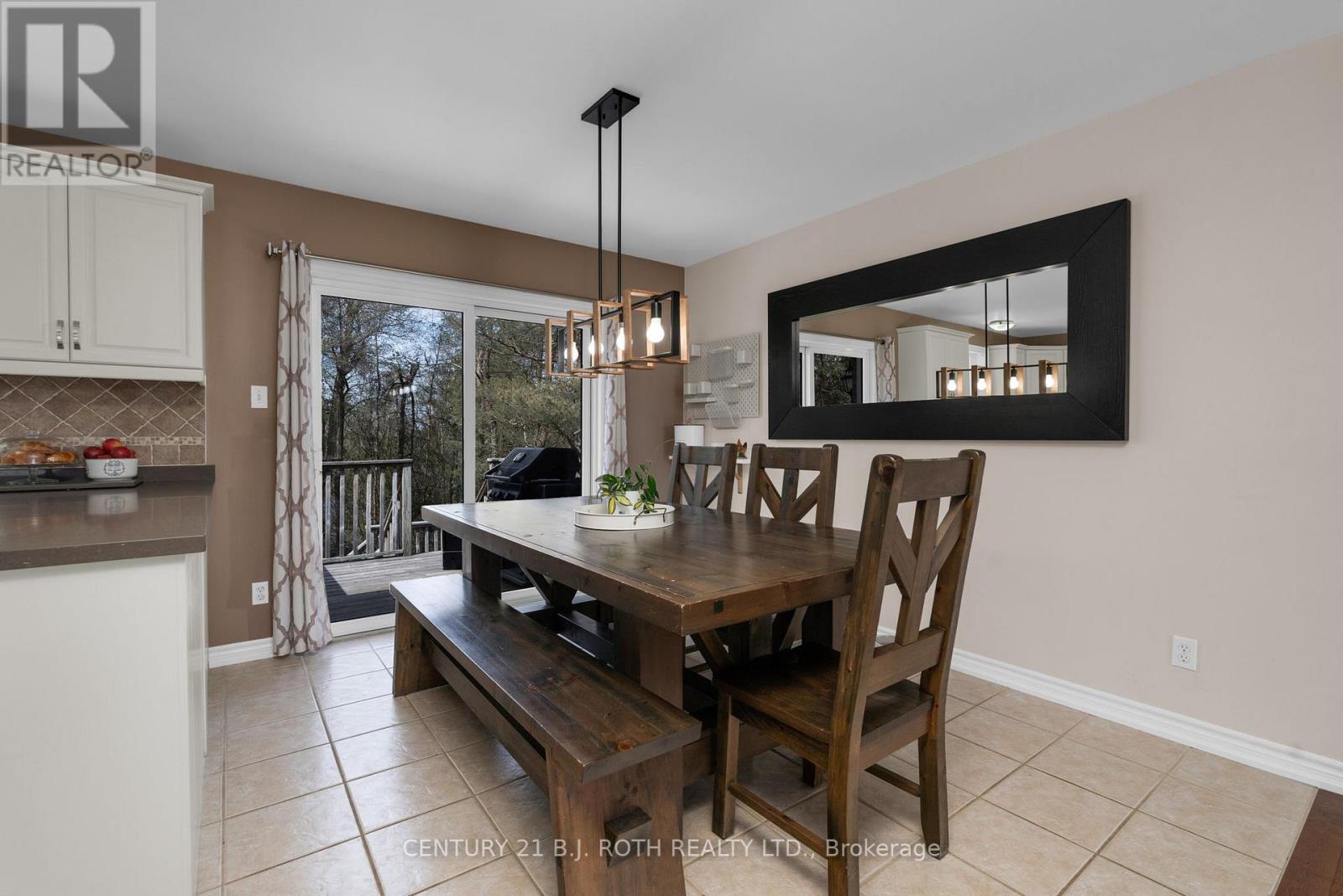 Photo 7 of 68 Davenport Drive, Springwater ON
