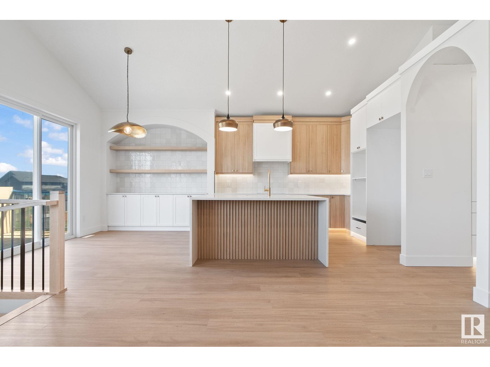 Photo 13 of 20908 128 Av Nw, Edmonton AB