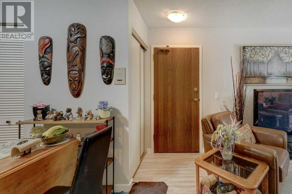 Single Family House for Sale in A  A Street SW Kingsland Calgary 