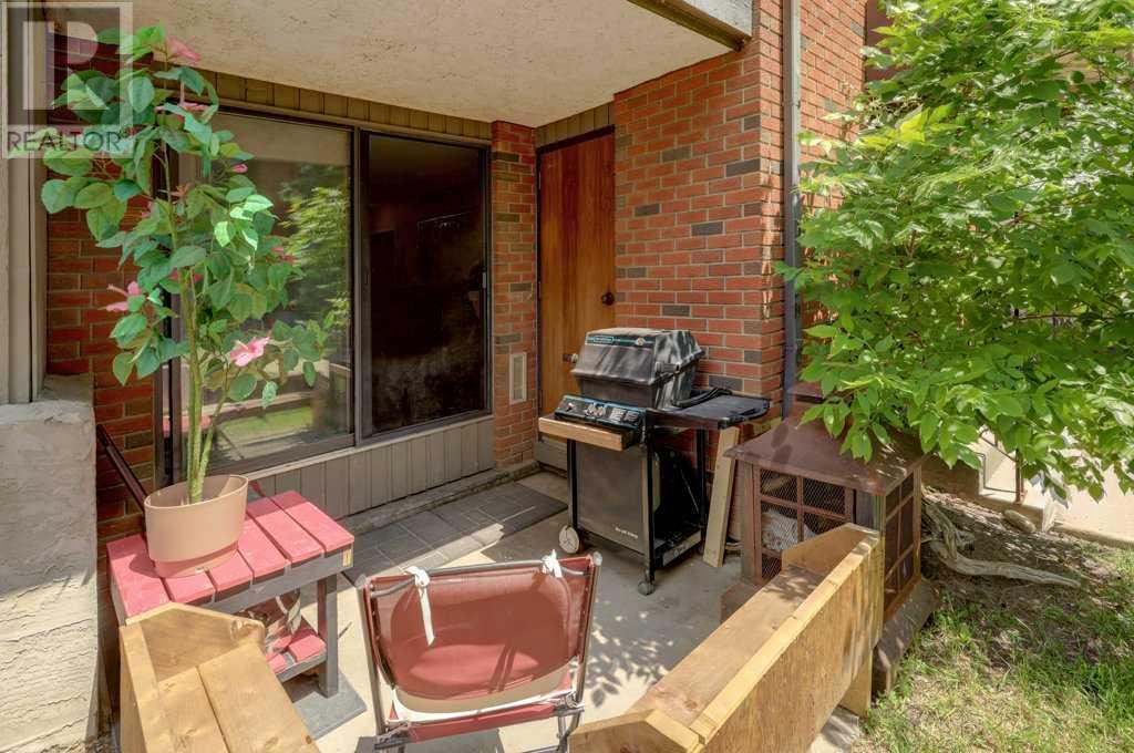 Single Family House for Sale in A  A Street SW Kingsland Calgary 