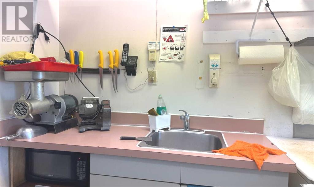Business for Sale in   Centre Street NW Thorncliffe Calgary 
