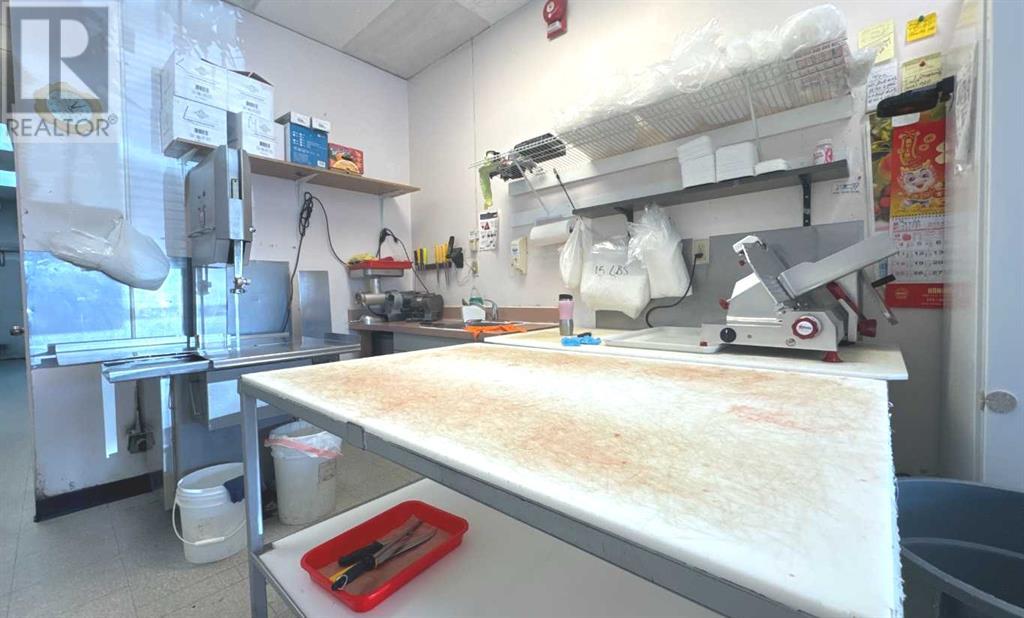 Business for Sale in   Centre Street NW Thorncliffe Calgary 