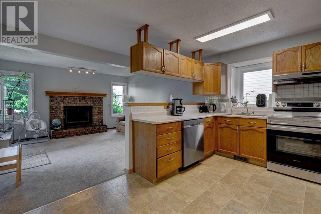 Single Family House for Sale in  Millbank Crescent SW Millrise Calgary 