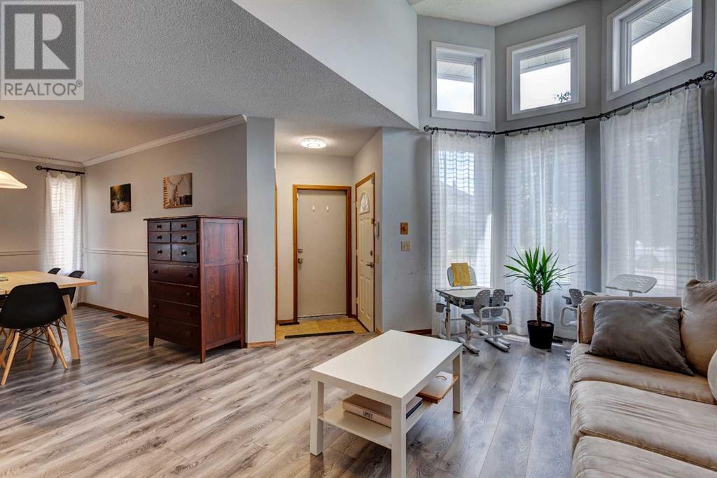 Single Family House for Sale in  Millbank Crescent SW Millrise Calgary 