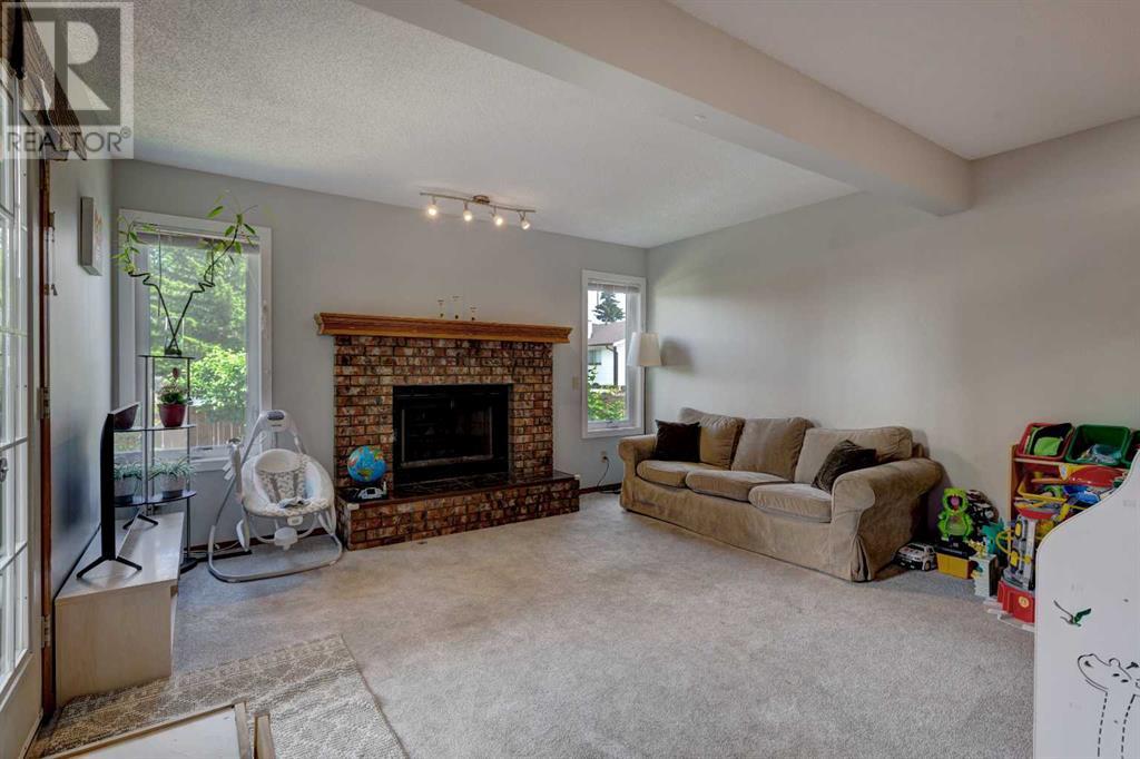 Single Family House for Sale in  Millbank Crescent SW Millrise Calgary 