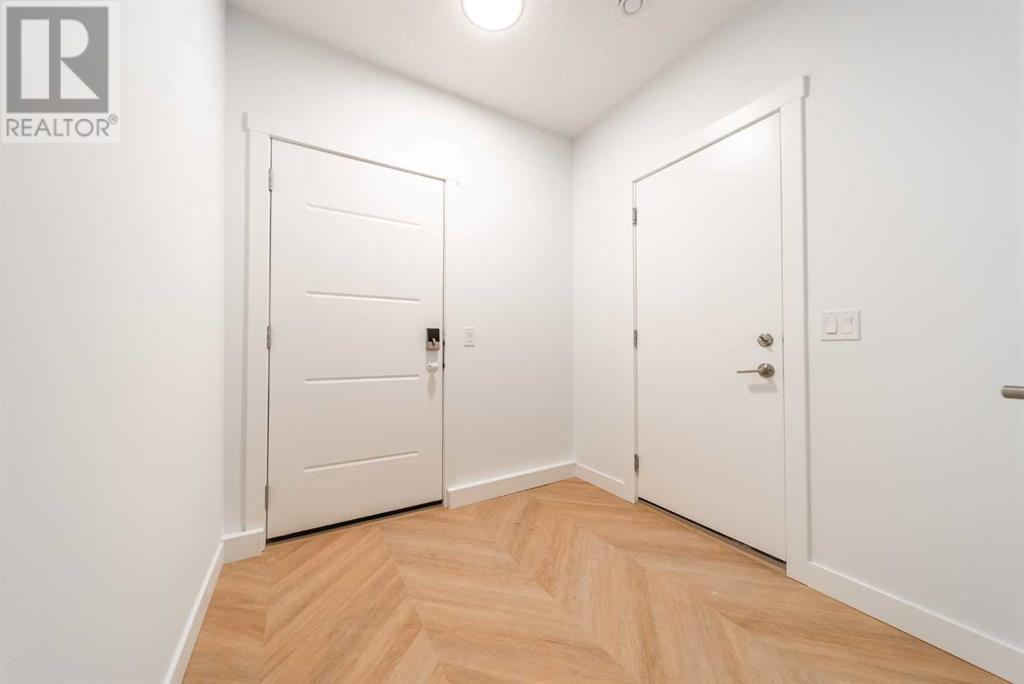 Single Family House for Sale in  Sovereign Common SW Shaganappi Calgary 