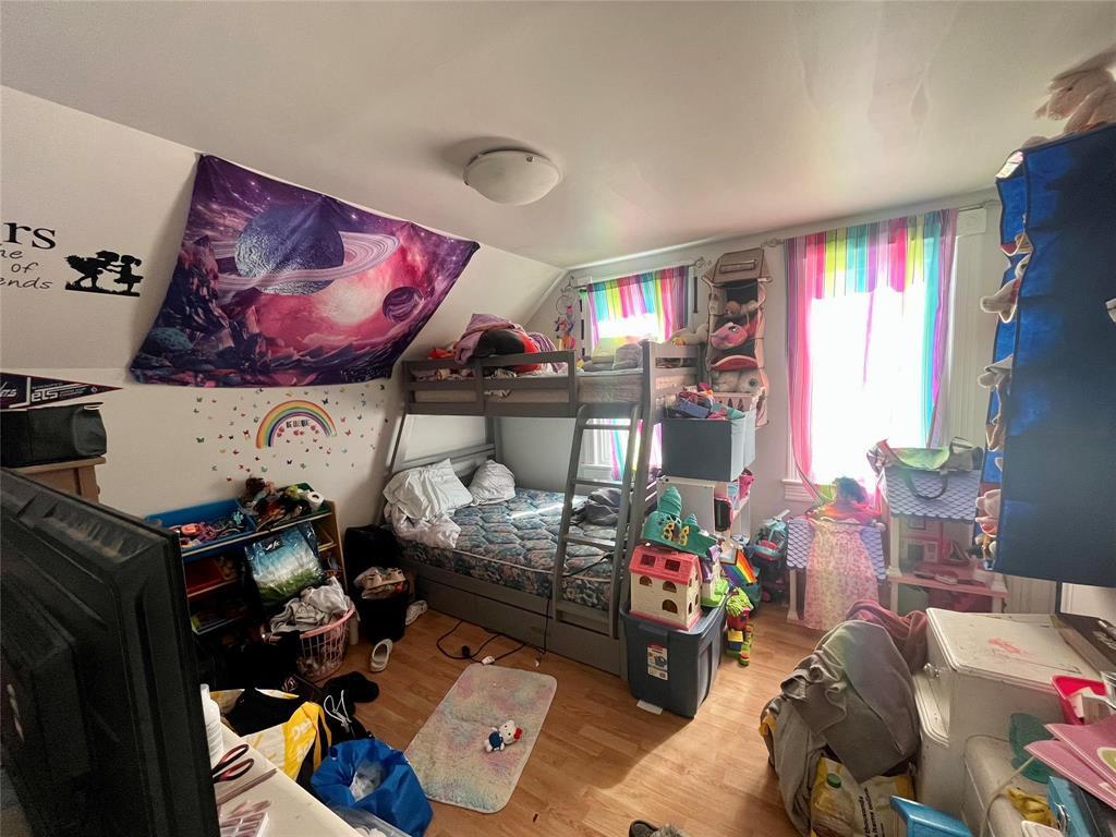 Photo 2 of 422 Salter Street, Winnipeg MB
