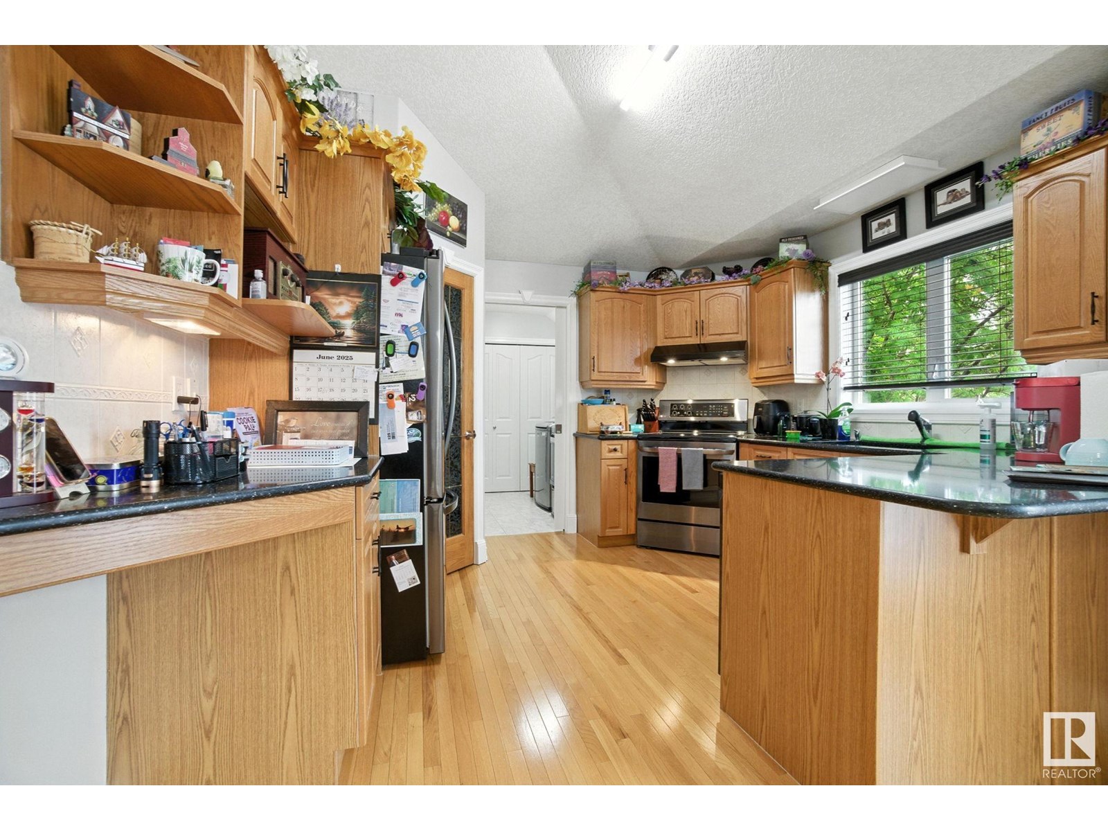 Photo 14 of 11604 15 Av Nw, Edmonton AB