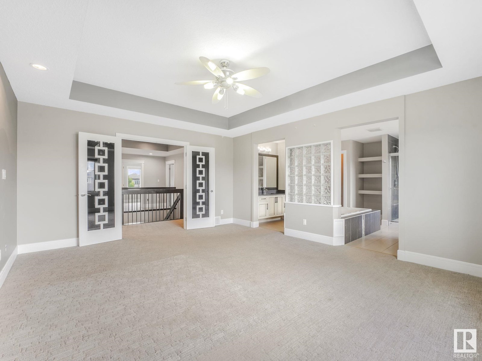 Photo 9 of 2421 Ashcraft Cr Sw, Edmonton AB