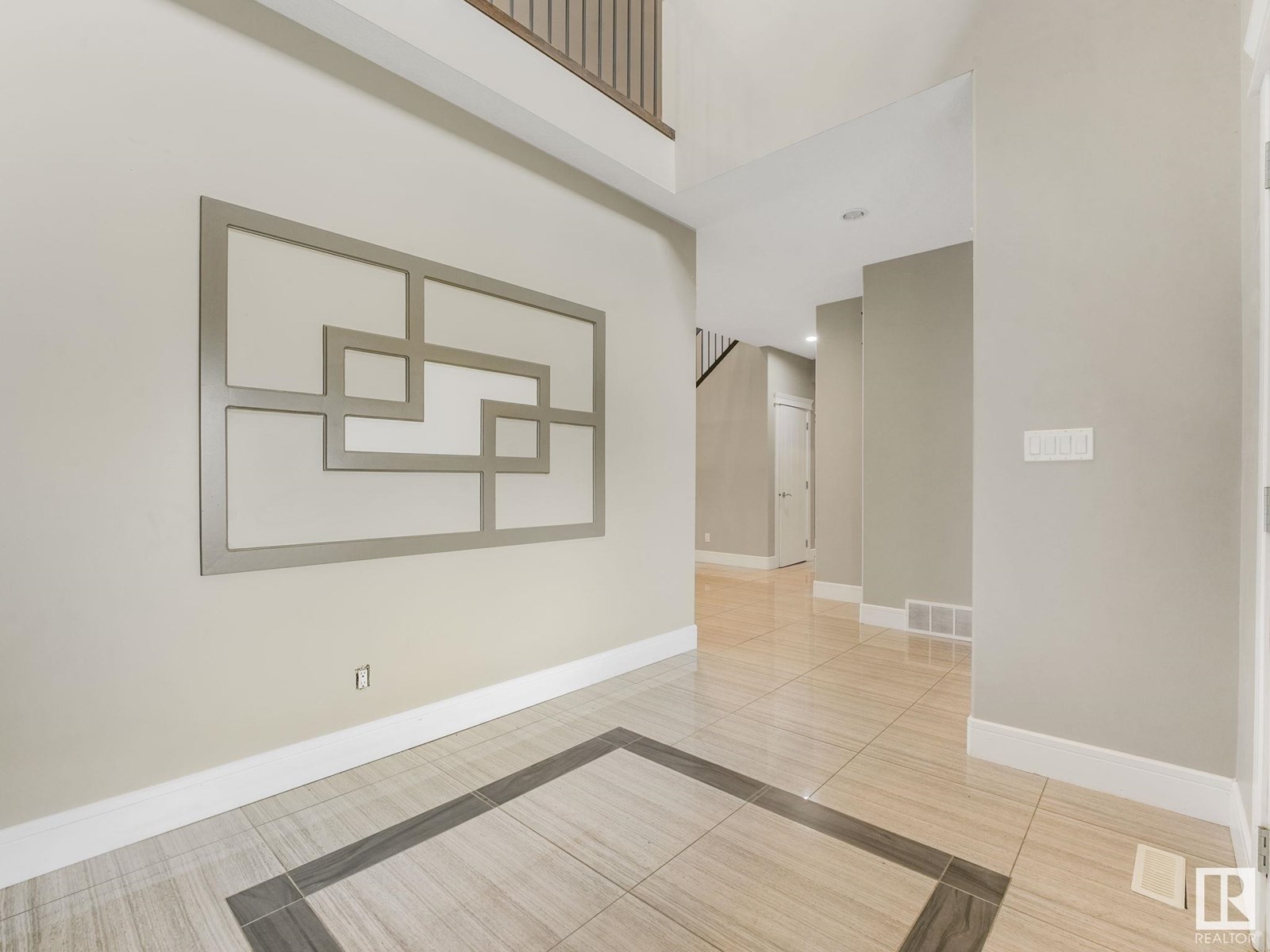 Photo 14 of 2421 Ashcraft Cr Sw, Edmonton AB