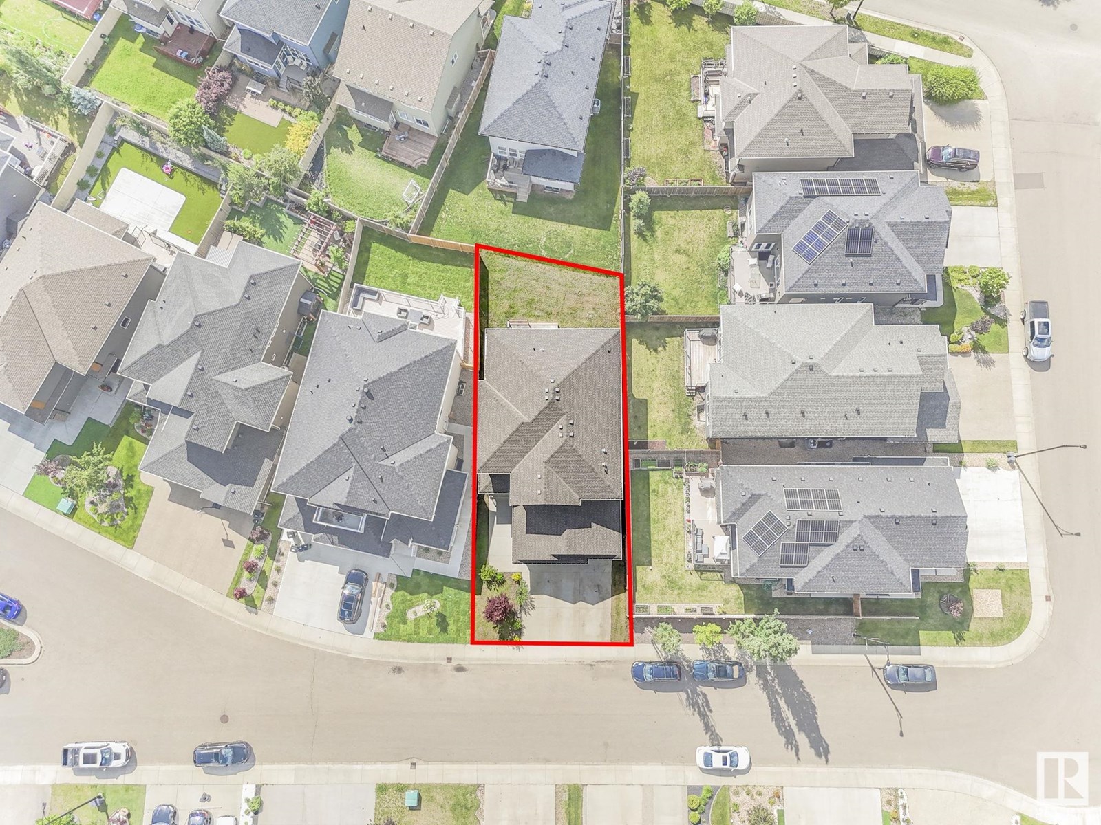 Photo 10 of 2421 Ashcraft Cr Sw, Edmonton AB