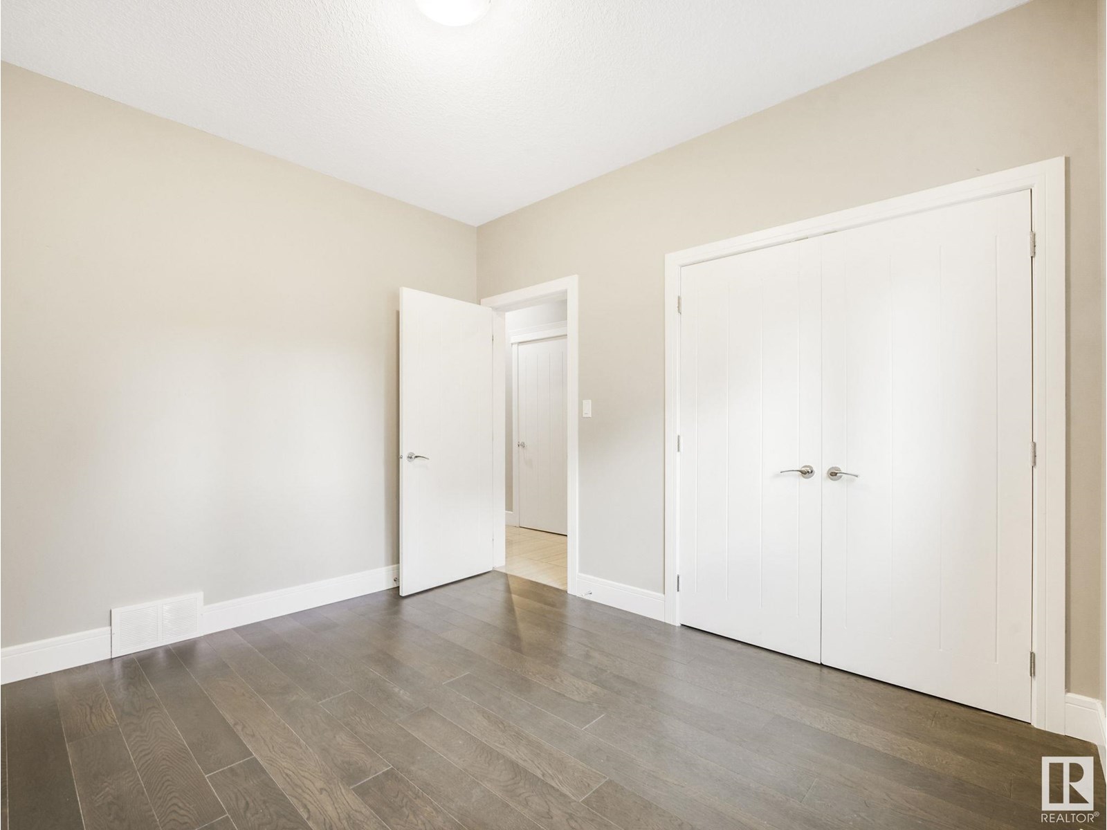 Photo 46 of 2421 Ashcraft Cr Sw, Edmonton AB