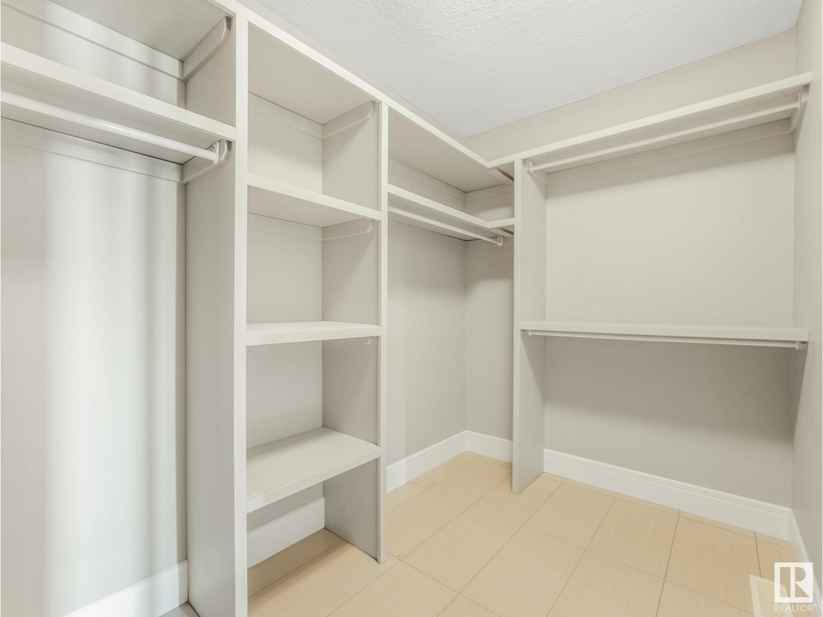 Photo 42 of 2421 Ashcraft Cr Sw, Edmonton AB