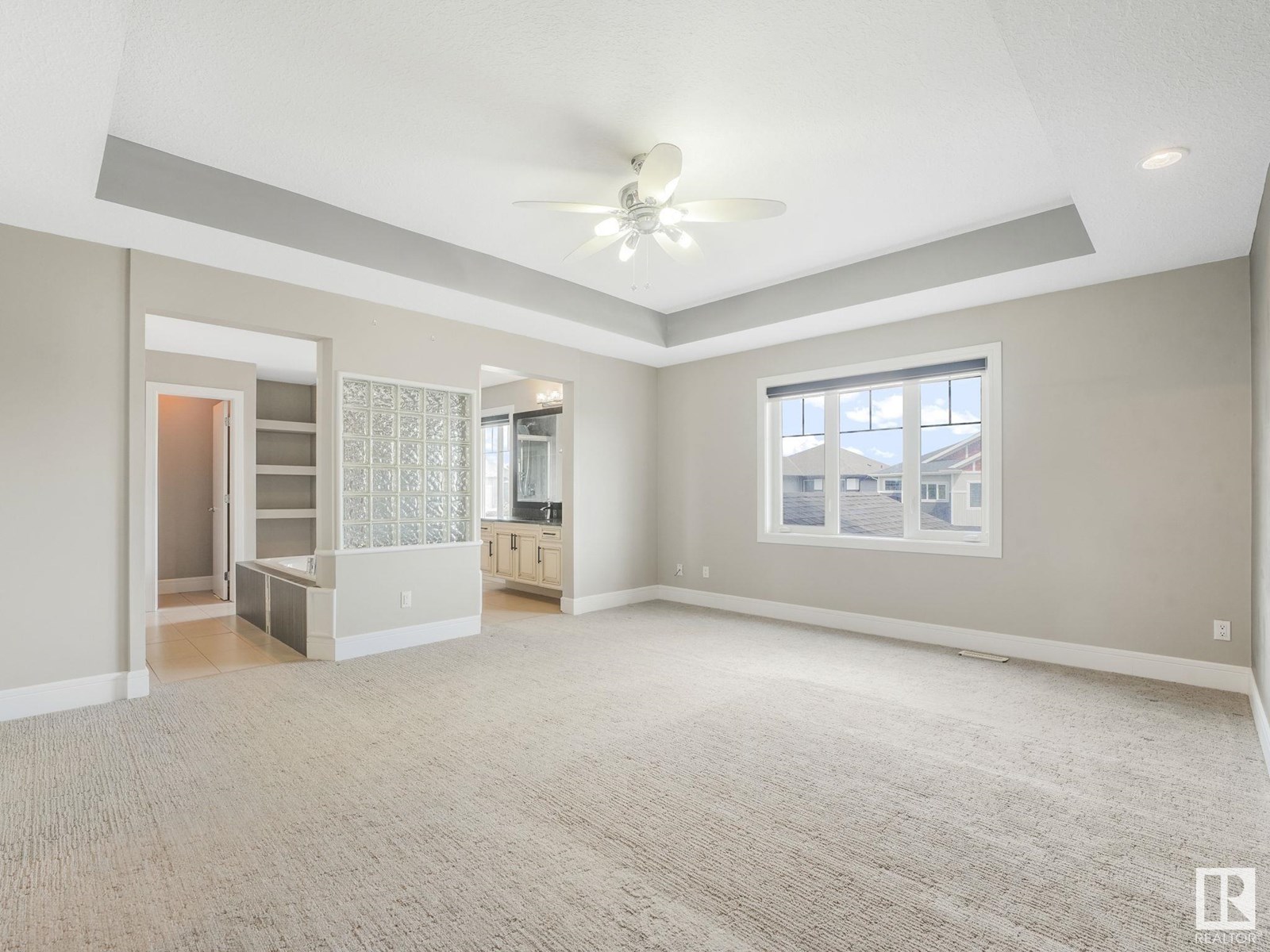 Photo 8 of 2421 Ashcraft Cr Sw, Edmonton AB