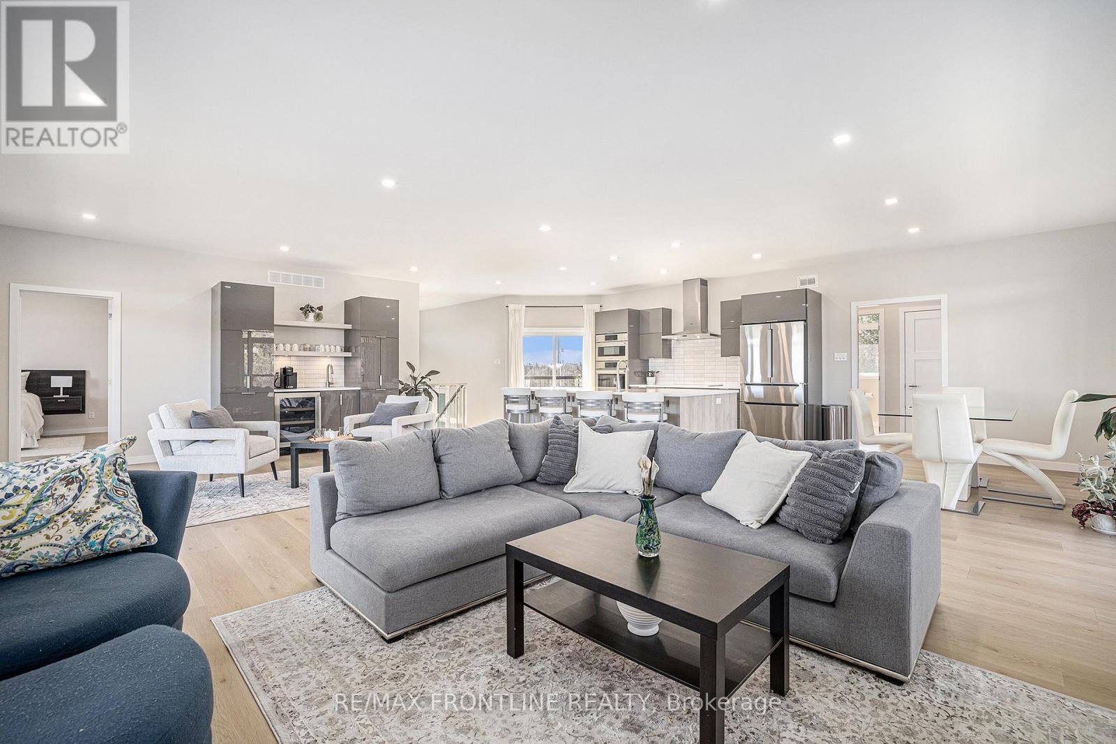 Photo 14 of 462 Althorpe Road E, Tay Valley ON