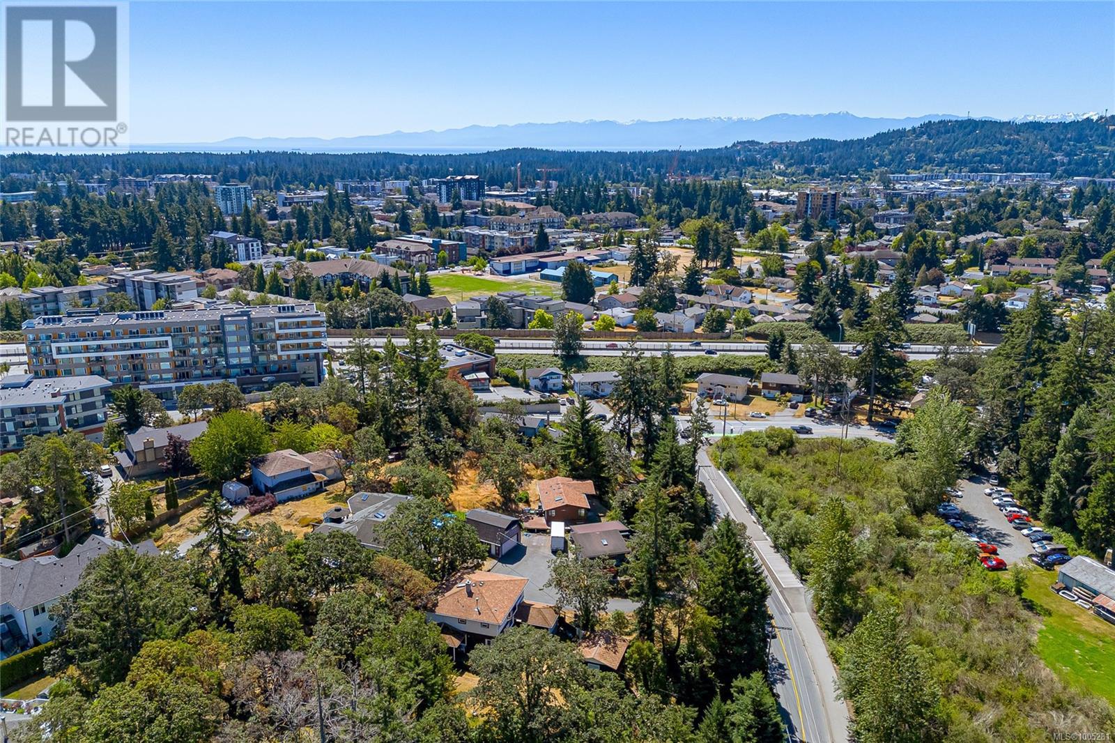  2673 Florence Lake Road, Langford