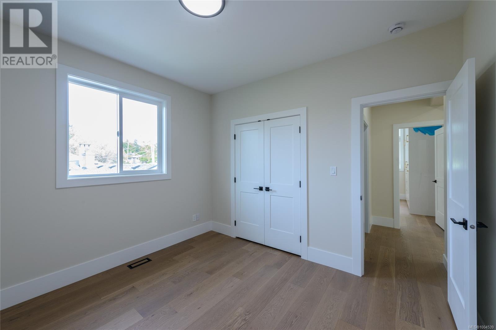 Photo 26 of 1246 Reynolds Rd, Saanich BC