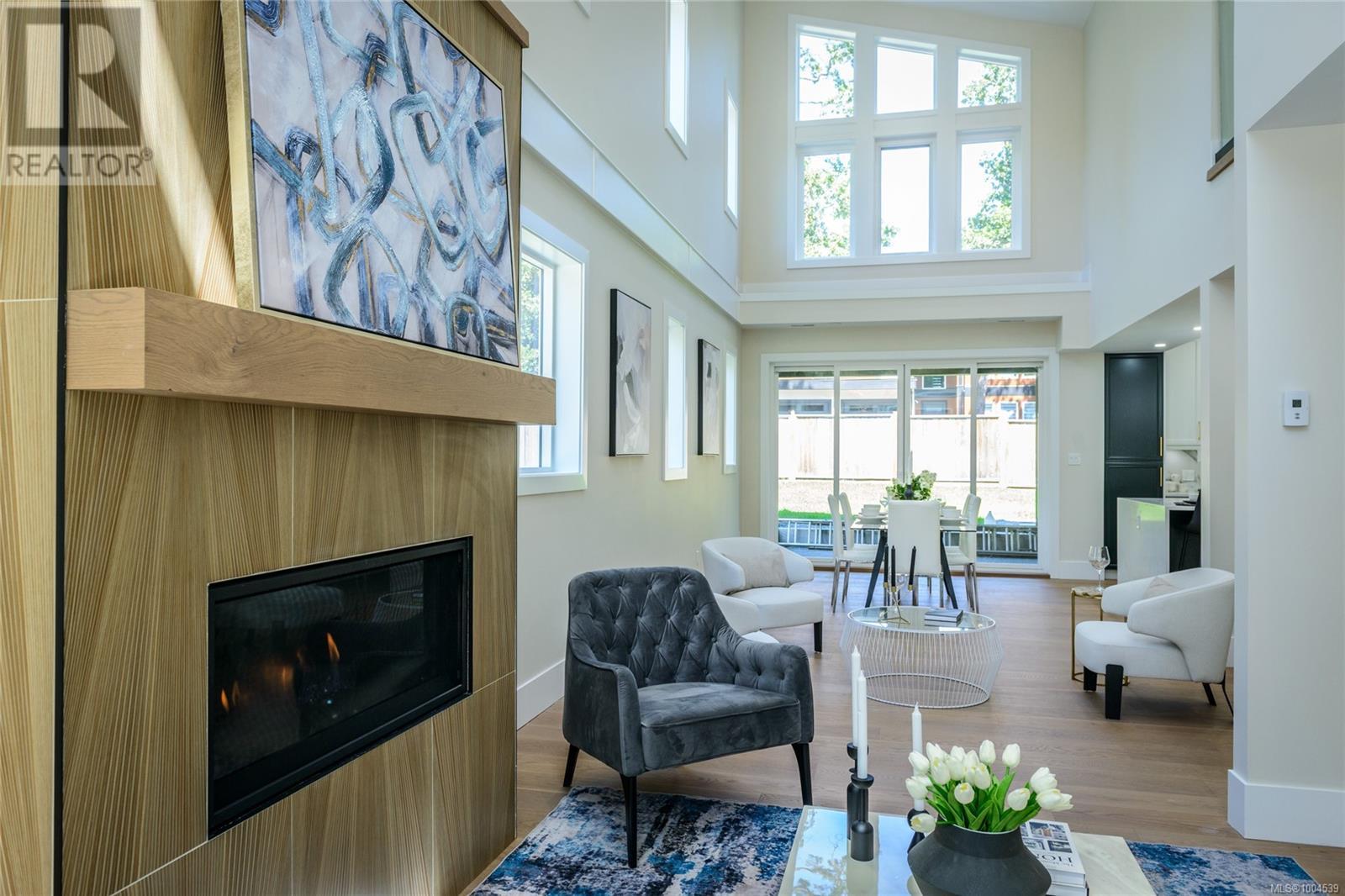 Photo 5 of 1246 Reynolds Rd, Saanich BC