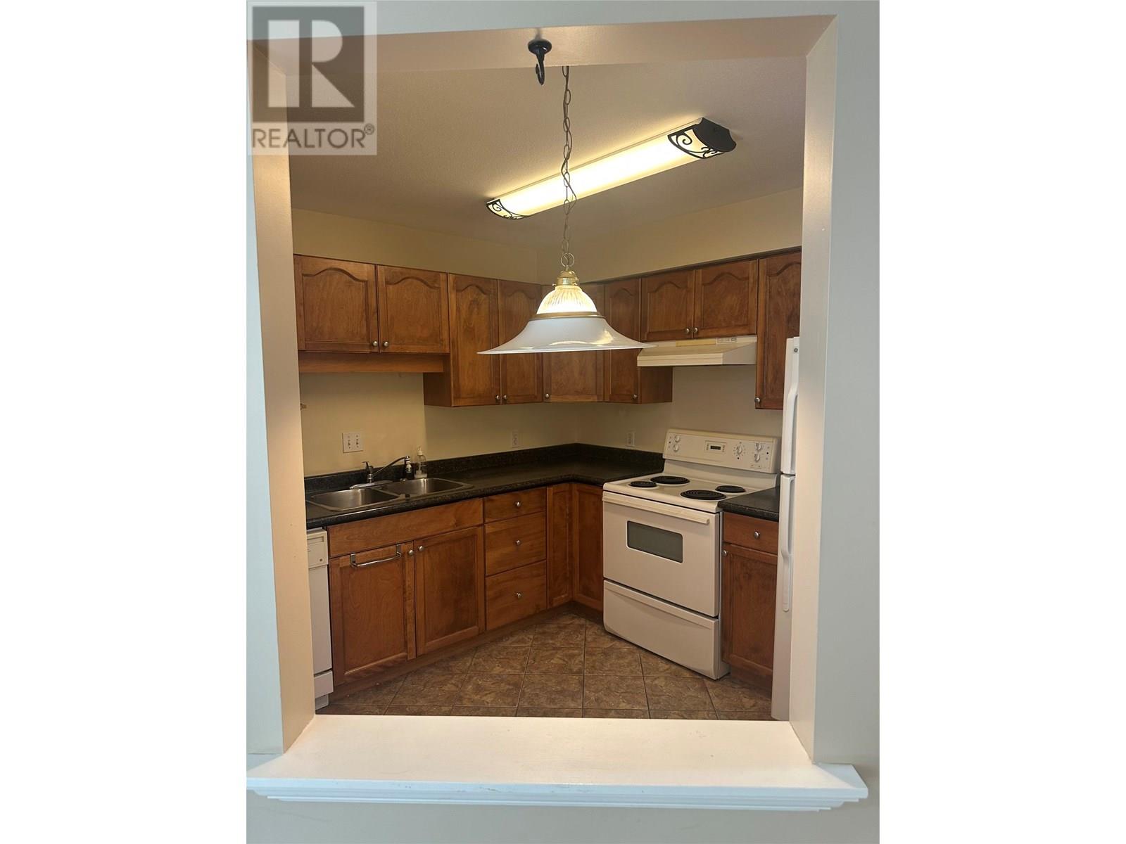 Photo 3 of 640 3rd Street Street Unit 108, Salmon Arm BC