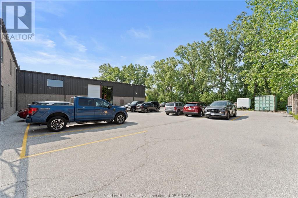 Photo 12 of 1821 Provincial Road, Windsor ON