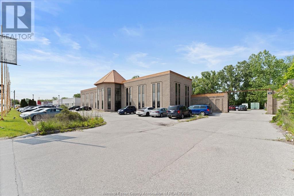 Photo 20 of 1821 Provincial Road, Windsor ON