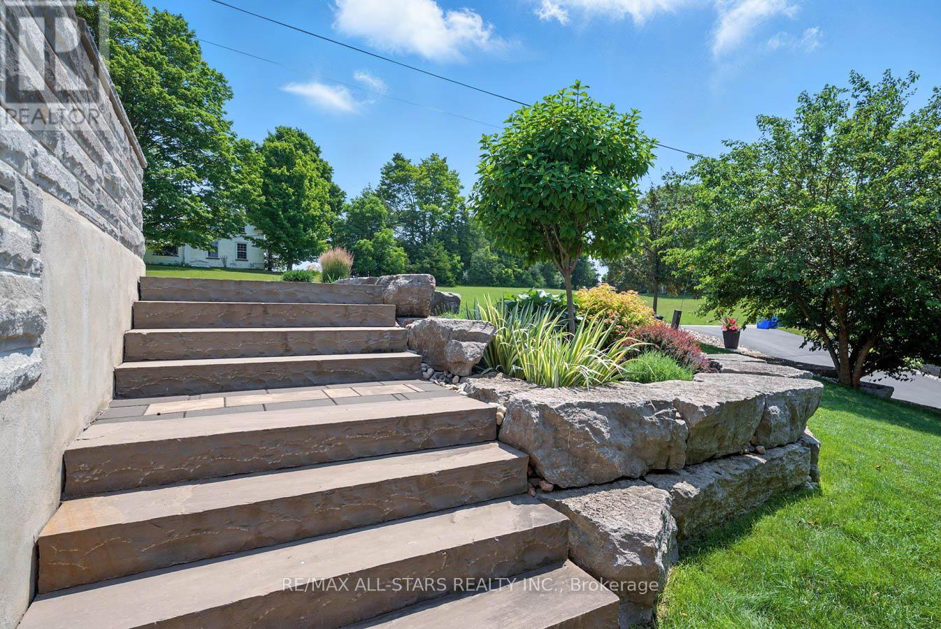 Photo 47 of 18 Pettet Drive, Scugog ON