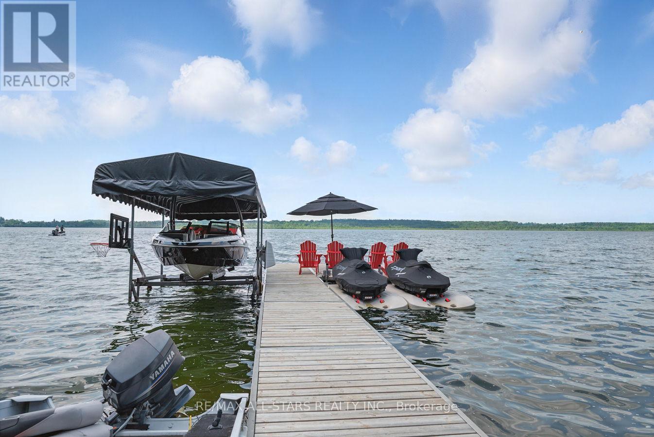 Photo 5 of 18 Pettet Drive, Scugog ON