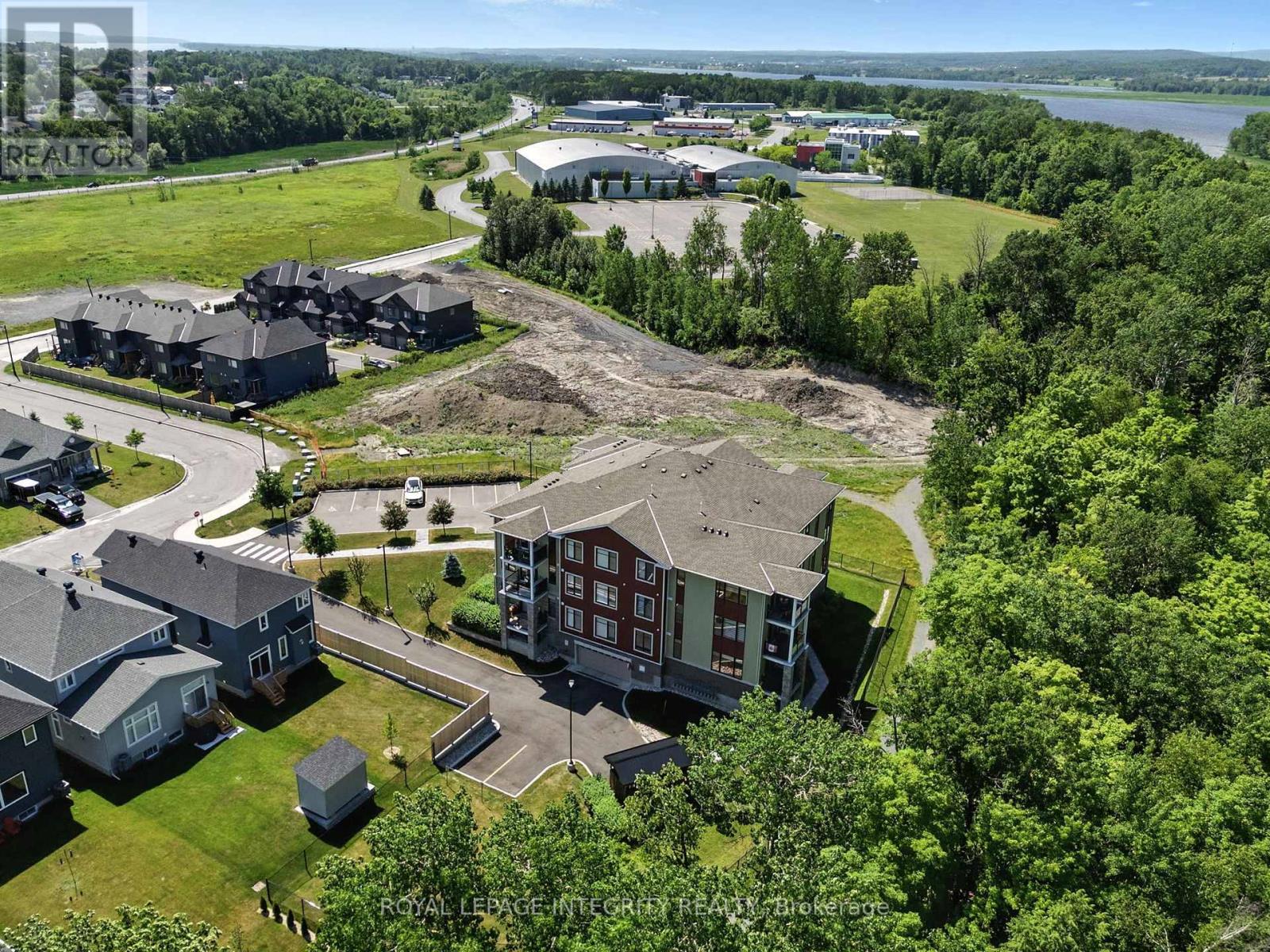 Photo 1 of 103 700 Du Rivage Street, Clarencerockland ON