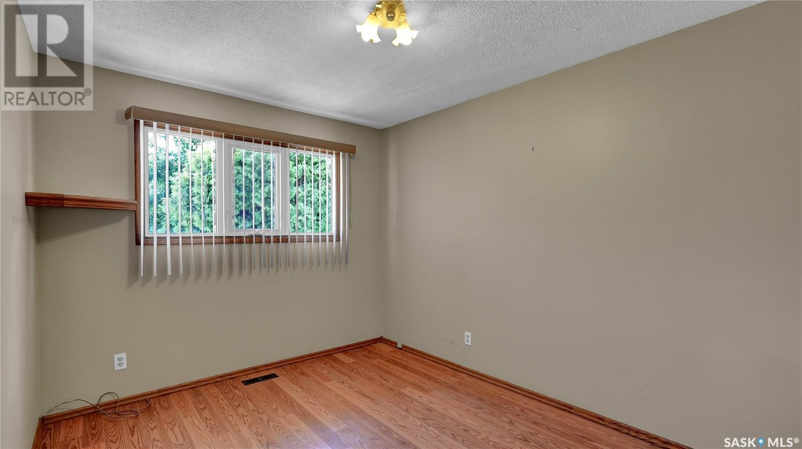 Photo 34 of 4113 Mctavish Street, Regina SK