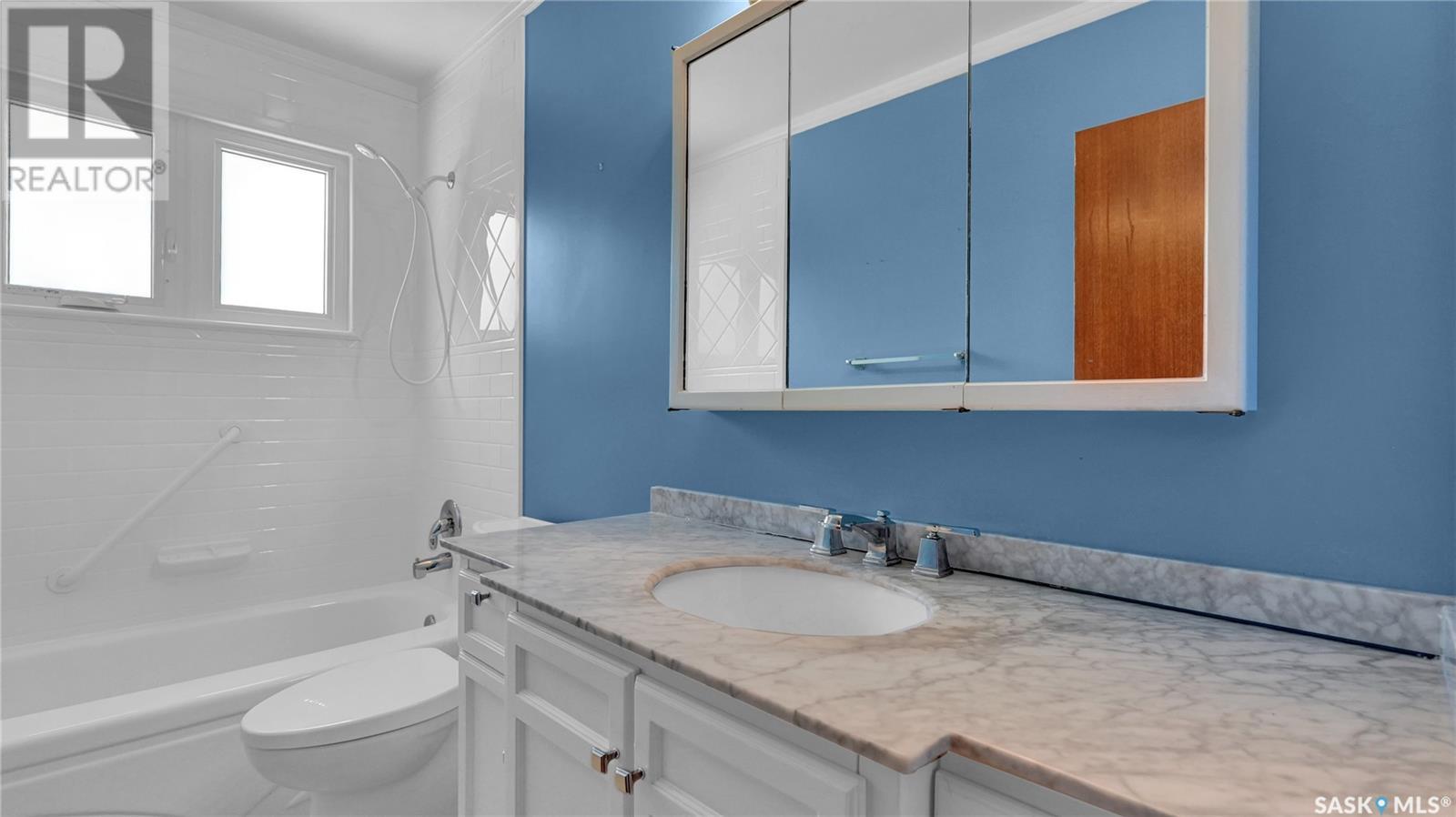 Photo 9 of 4113 Mctavish Street, Regina SK