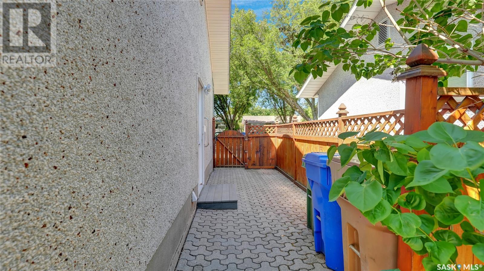 Photo 24 of 4113 Mctavish Street, Regina SK