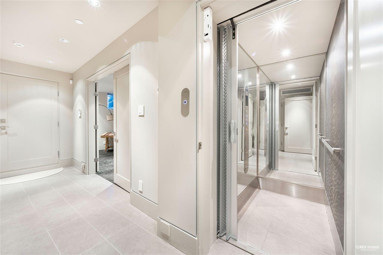 14523 MAGDALEN AVENUE, White Rock