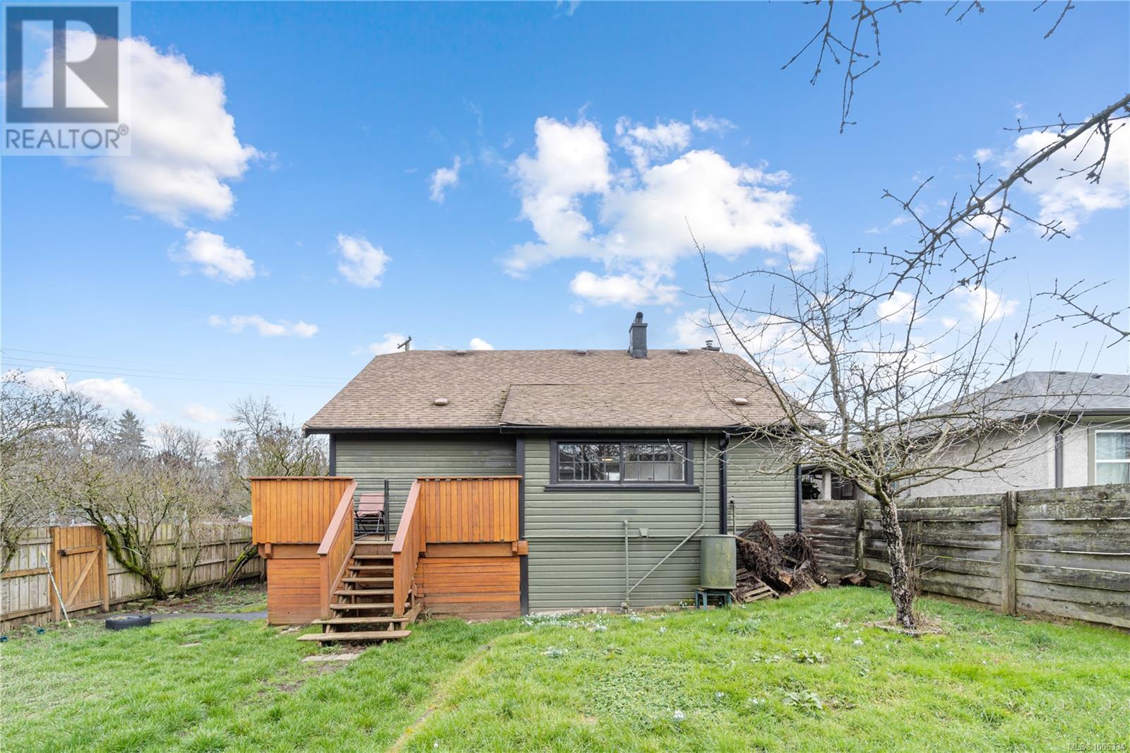 Photo 5 of 401 Hamilton Ave, Nanaimo BC