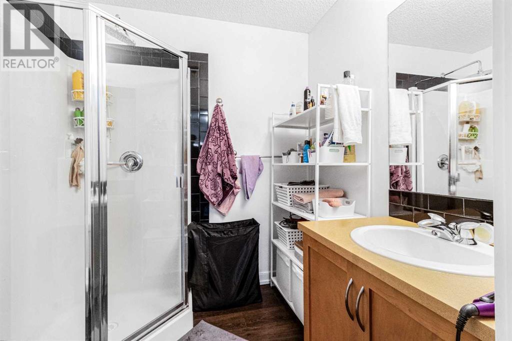 Single Family House for Sale in   Henwood Street SW Garrison Green Calgary 