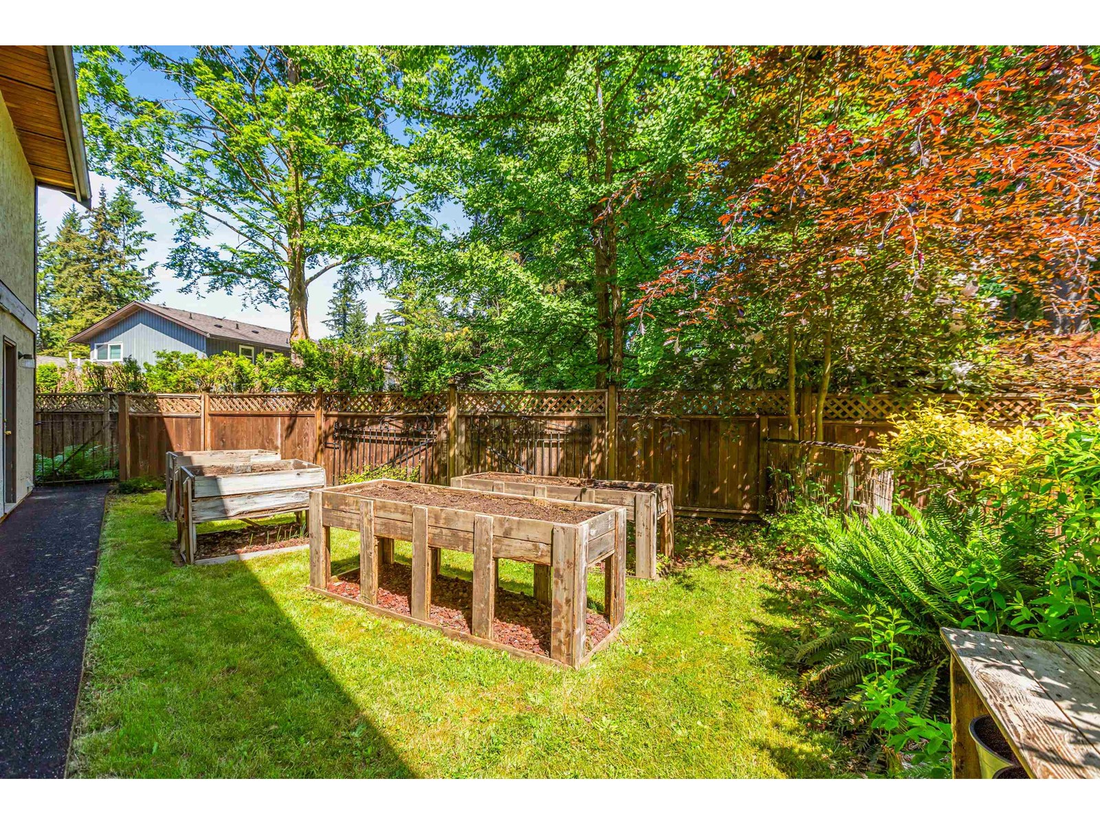 Photo 15 of 20152 37 Avenue, Langley BC