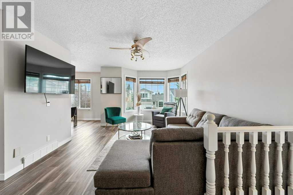 Single Family House 3 Level for Sale in  Macewan Ridge Place NW MacEwan Glen Calgary 